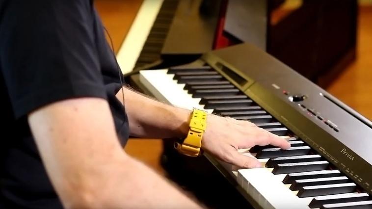 Bảo dưỡng vệ sinh đàn piano điện tại nhà an toàn 