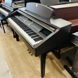 Đàn piano điện Yamaha CVP-207
