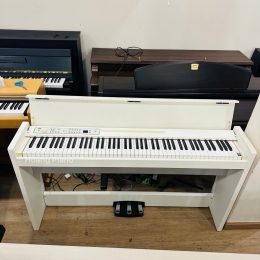 Đàn piano điện Korg LP-380WH