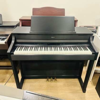 Piano Roland HP307