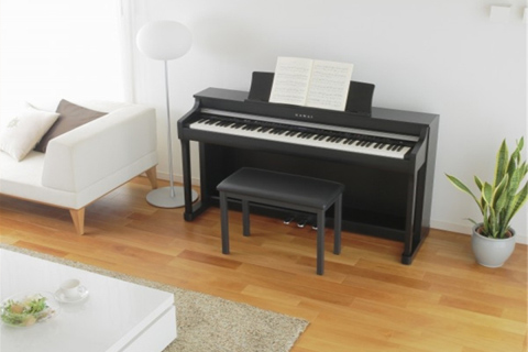 Nên hay không mua đàn piano điện giả cơ