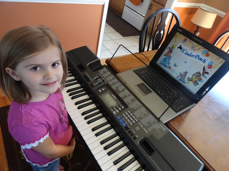 Mua đàn piano điện cho trẻ em ở đâu uy tín